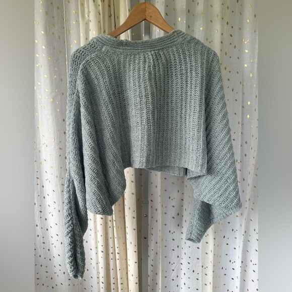 Urban Outfitters Mint Oversize Batwing Dolman Sleeve Knit Crop Cardigan Sweater - Picture 2 of 6